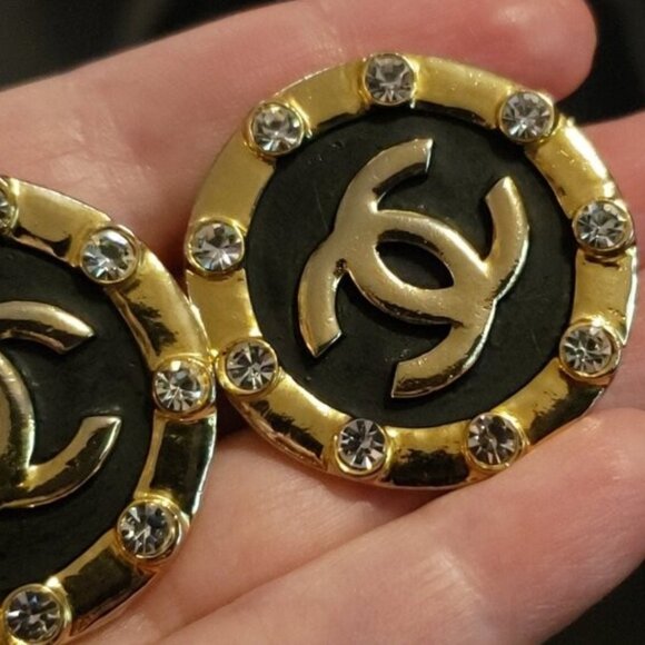 Chanel LARGE Vintage Gold-Plated Strass Crystal Interlocking CC Clip - Picture 9 of 16